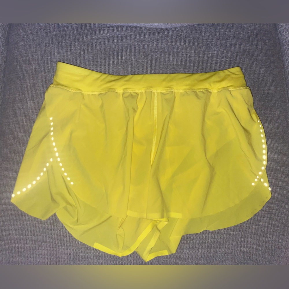 Lululemon Find Your Pace High-Rise Lined Shorts 3 inch